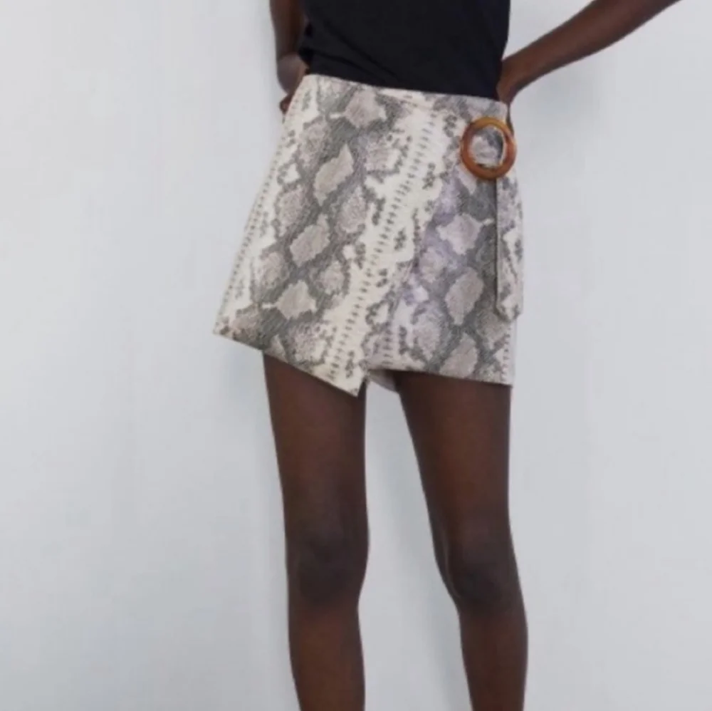 Zara Snake Print Wrap Front Belted Skort - Picture 2 of 9